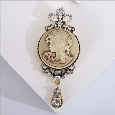 Брошка Портрет Девушка, арт.003.138 003.138