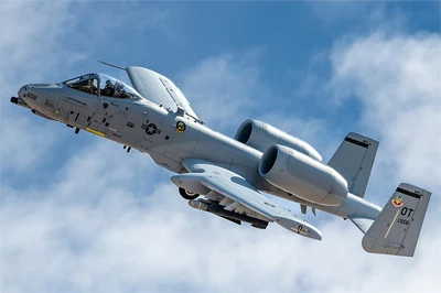 81796  авиация  A-10C “THUNDERBOLT” II  (1:48) 6939319217967