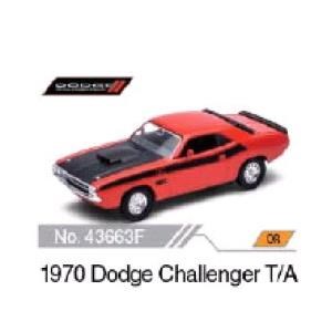 Машина металл 4.75" 1970 dodge  challenger -t/a инерц. открыв. двери в дисплее 43663D