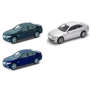 Машина металл 4.75" BMW 535i инерц. открыв. двери в дисплее 43635D