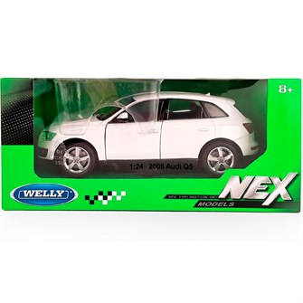 Модель 1:24 Audi Q5, белый 22518W 439-470