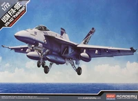12547  авиация  USN F/A-18E VFA-143 "Pukin Dogs"  (1:72) 8809258925507