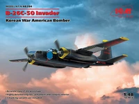 48284  авиация  Douglas B-26С-50 Invader Korean War American Bomber  (1:48) 2000000162560