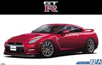05154  автомобили и мотоциклы  Nissan R35 GT-R Pure Edition '14  (1:24) 4905083051542