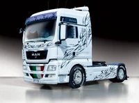 3877  автомобили и мотоциклы  MAN TGX XXL (1:24) 8001283038775