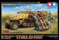 32566  техника и вооружение  Mtl.SPW. Sd.Kfz.251/1 Ausf.D "Stuka zu Fuss"  (1:48) 4950344061174