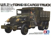 35218  техника и вооружение  US 2.5 ton cargo truck GMC CCKW 353 (1:35) 4950344993031