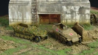 7516  техника и вооружение  БТР  Sd.Kfz.251/1 Ausf.C  (2 быстросборные модели) (1:72) 8001283075169