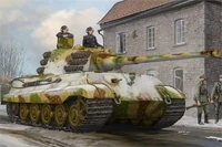 84532  техника и вооружение  Pz.Kpfw.VI Sd.Kfz.182 Tiger II (Henschel Feb-1945 Production)  (1:35) 6939319245328