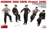 35191  фигуры  GERMAN TANK CREW (France 1940)  (1:35) 4820183310248