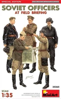 35365  фигуры  SOVIET OFFICERS AT FIELD BRIEFING. SPECIAL EDITION  (1:35) 4820183314246