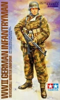 36304  фигуры   WWII GERMAN INFANTRYMAN  (1:16) 4950344363049
