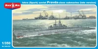 350-035  флот  Iskra (Spark) Soviet Pravda-class Submarine  (1:350) 4589913249417