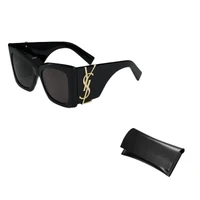 Женские солнцезащитные очки Saint Laurent, черный 10444013