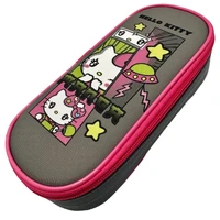 73609 Пенал корпусный овальный Hello Kitty, размер 210*85*50 мм. Жесткий каркас овальной формы на картоне с закругленными краями. Корпус покрыт полиэстером 210 ден. По краям имеется текстильная отделка 687079204