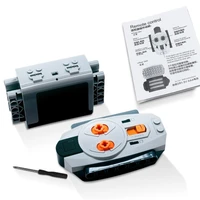 Инфракрасный пульт 8885 PF Technic, с 2-х канальным приемником с отсеком для батареек типа АА+ Robo Master 1760185452