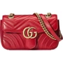 Мини-сумка Gucci GG Marmont Matelass?, красная 620073